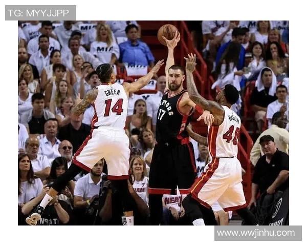 热火与猛龙激战正酣新浪直播精彩瞬间全程回顾与分析